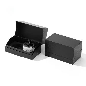 BDL Recyclable Black Magnetic Flip Close Cardboard Gift Box with UV Processing Custom Logo for Hair Care Products Paper 