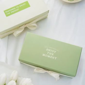 BDL Luxury cardboard biodegradable green food grade cake box with bag