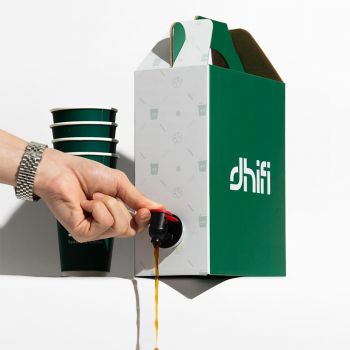 BDL Custom Restaurant Supplies Coffee Take Out Container to Go Carrier Box Custom Kraft Paper Tea Packaging Box With Cup