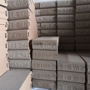 BDL Wholesale Chinese Factory Corrugated Cat Scratching Board Catnip Corrugated Paper Cat Scratcher Cardboad